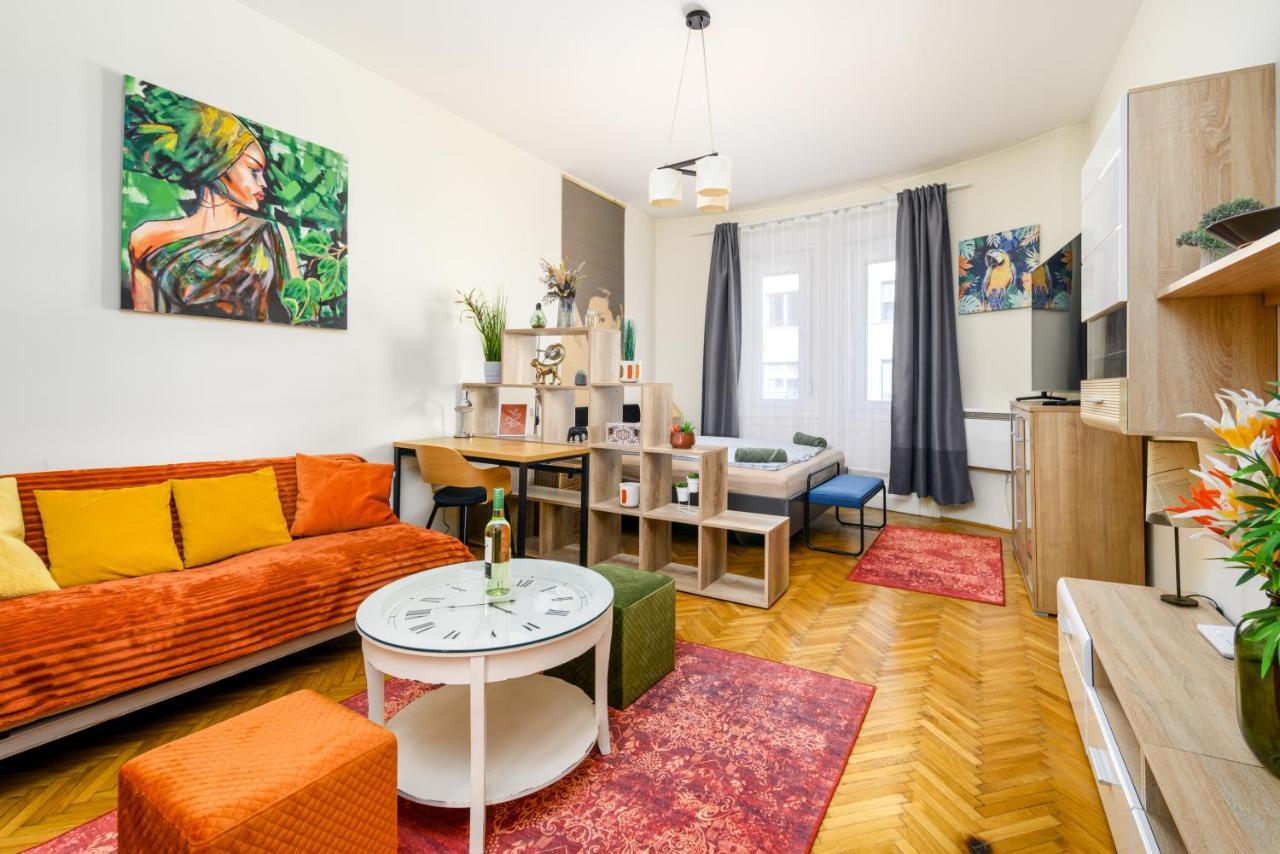 Margaret Apartment By The Danube Budapeste Exterior foto