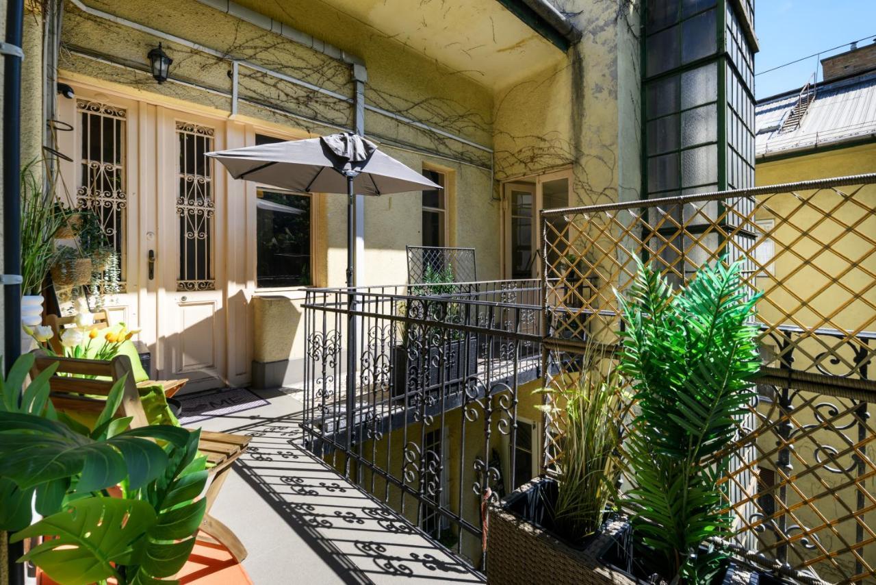 Margaret Apartment By The Danube Budapeste Exterior foto